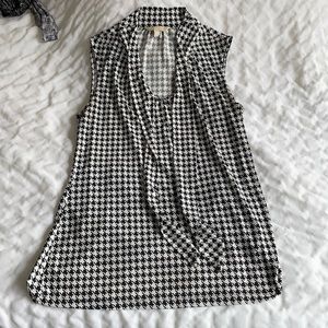 Banana Republic Tie Front Houndstooth Sleeveless